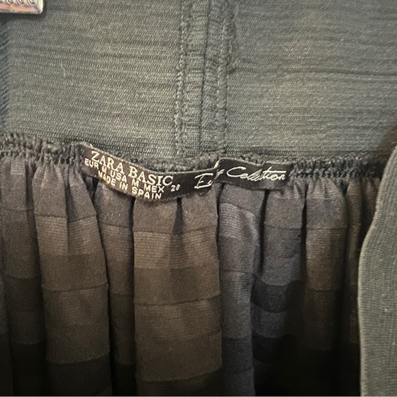 🖤Zara - black frilly skirt - size medium. Ft. thick elastic waistband :) - Picture 6 of 8